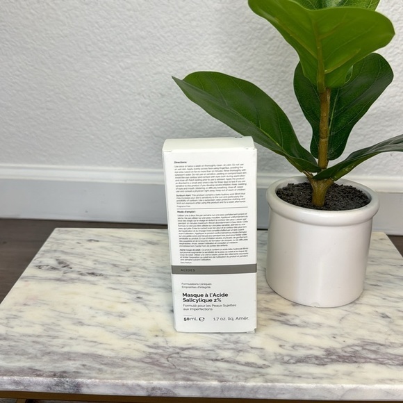 The Ordinary Masque - Picture 2 of 2